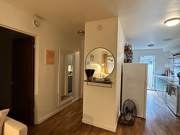 2nd image of 3200 S Edmunds St #5