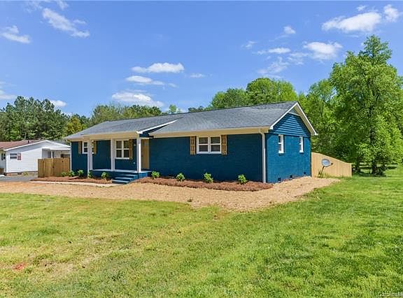 3rd image of 7136 Cedarbrook Dr