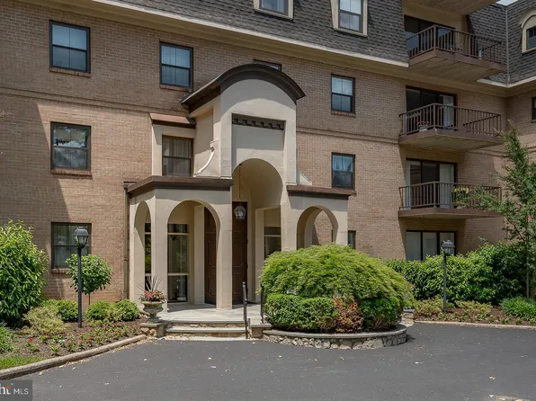 601 Montgomery Ave APT 301, Bryn Mawr, PA 19010