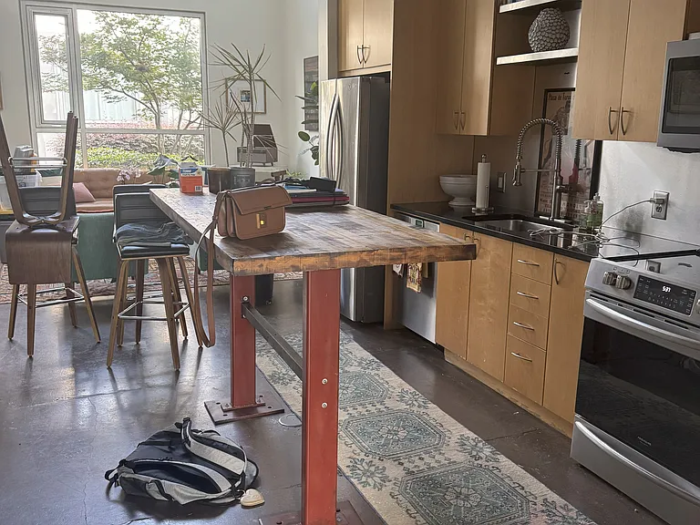 1661 La France St NE #407 — Photo 33