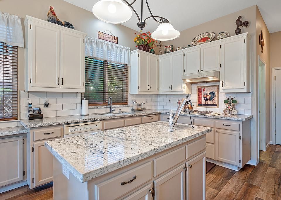 1st image of 1858 Chloe Ct