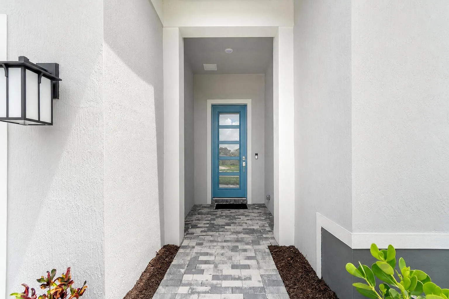 3 bed, 2.5 bath, 2080 sqft, $4,200 — Photo 4