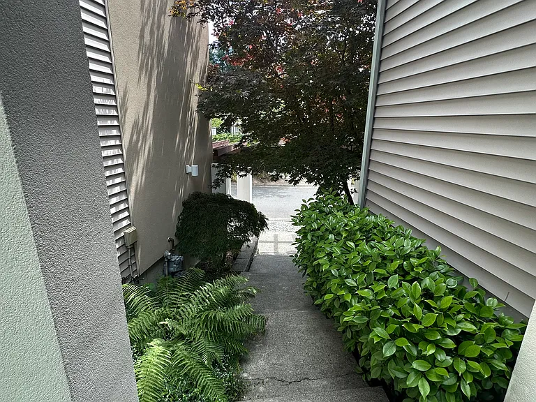 2755 124th Ave SE — Photo 1