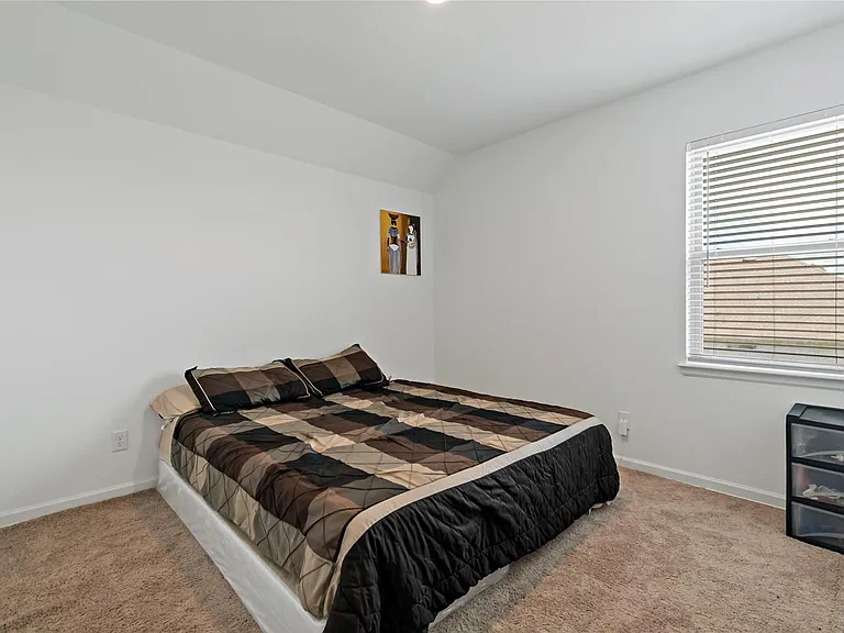 14010 Hartford Heights Way — Photo 9