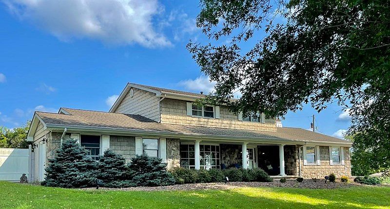 1st image of 511 Green Acres Cir