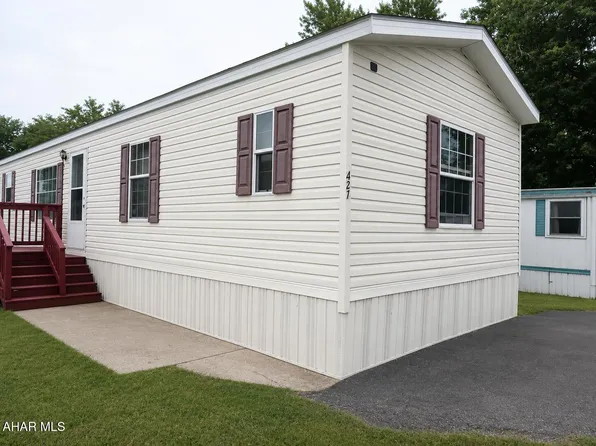 427 Greendown Acres Ln, Duncansville, PA 16635