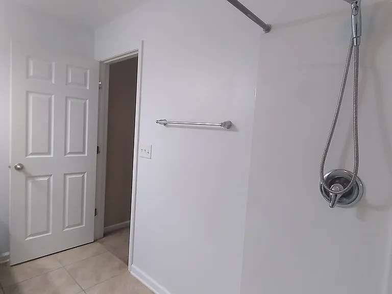 201 Moultrie Village Ln — Photo 13