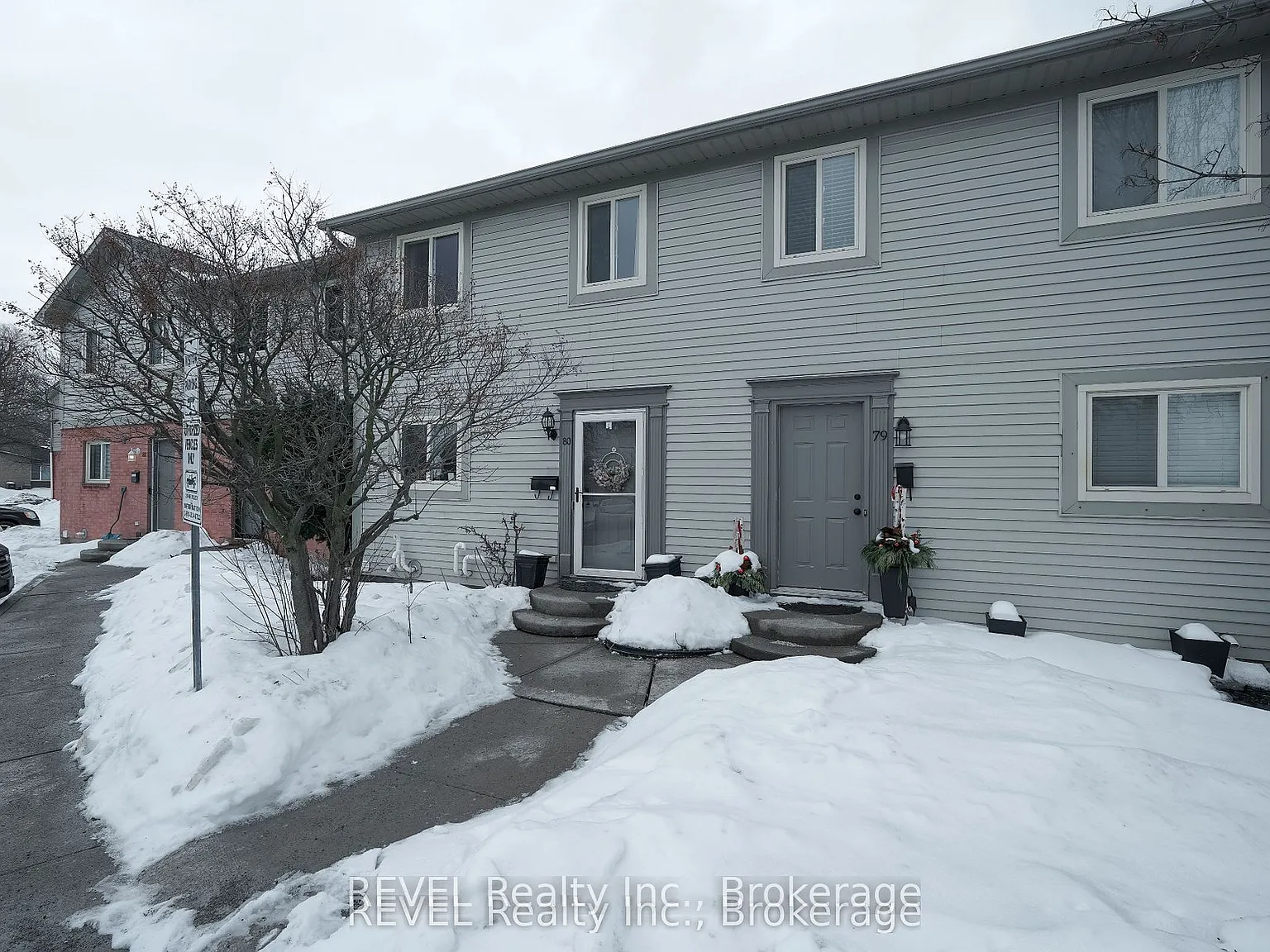 3 bed, $2,500 — Photo 1