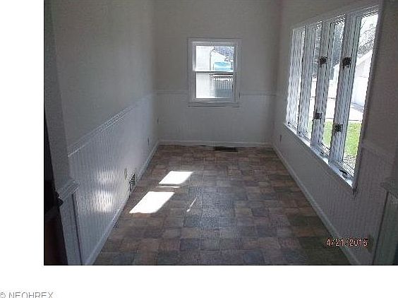 5th image of 714 E Spruce St