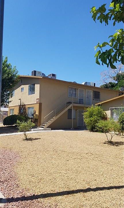 1st image of 3821 Daisy St #28