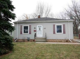 1442 Emilie St, Green Bay, WI 54301