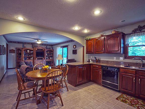 2nd image of 30175 N Cobus Dr