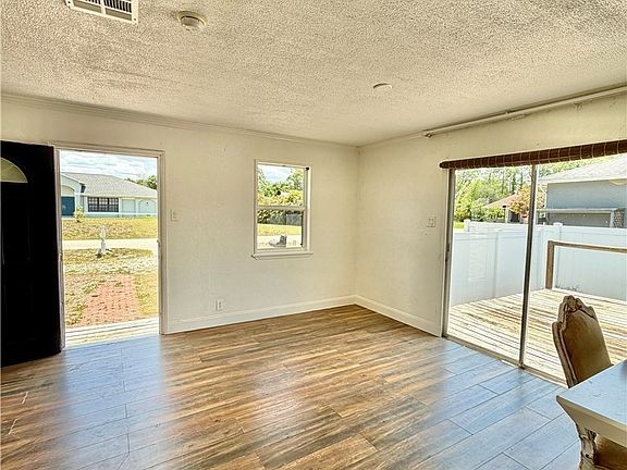 4th image of 18306 Hepatica Rd