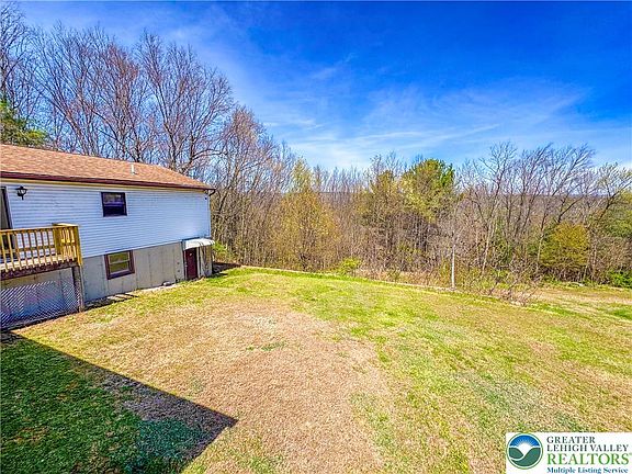 3rd image of 85 James Ln