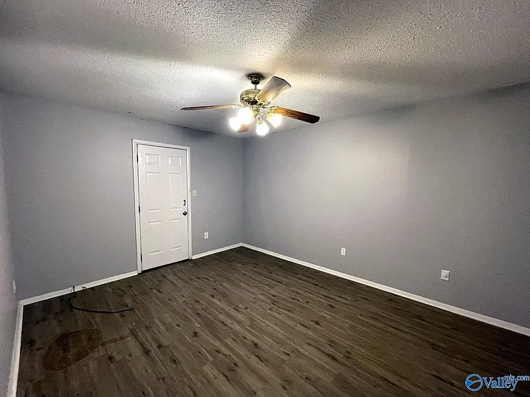 3929 Highridge Dr SW #A — Photo 11