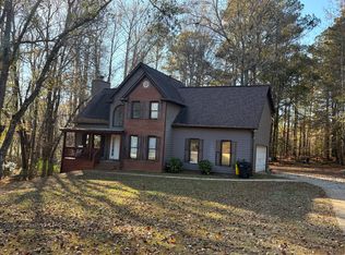 100 Saint Georges Ln, Newnan, GA 30265