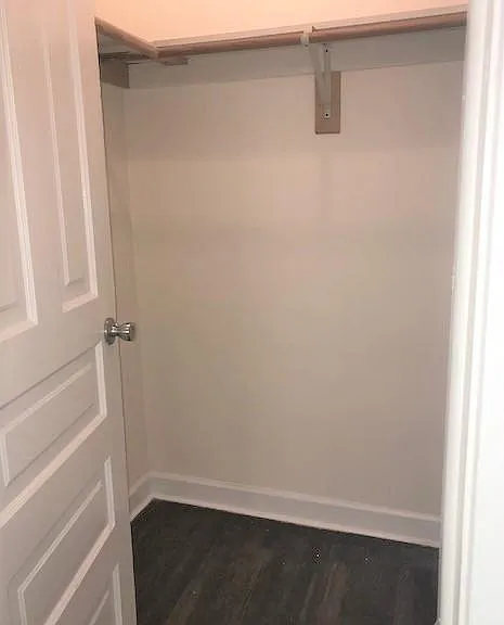4006 1/2 N Kenmore Ave #2W — Photo 5