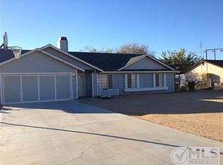 11860 Wapato Rd, Apple Valley, CA 92308