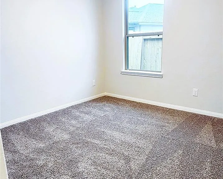 207 Tejas Village Pkwy — Photo 14