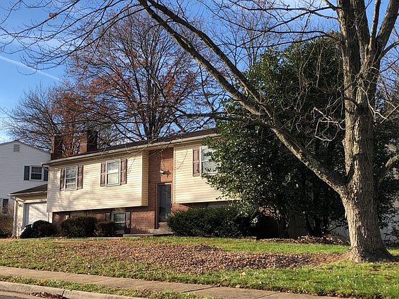 2nd image of 13420 Brookfield Dr