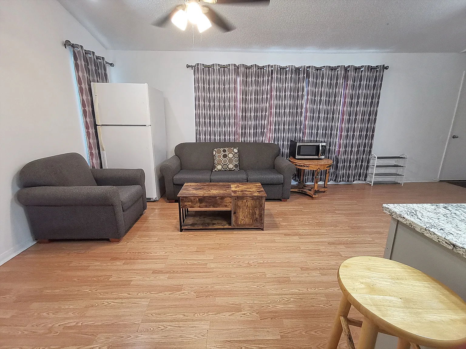 1 bed, 1177 sqft, $495 — Photo 3