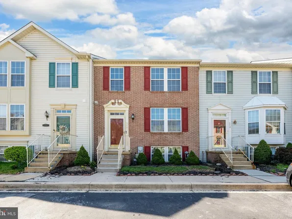 111 Abelia Dr, Newark, DE 19702