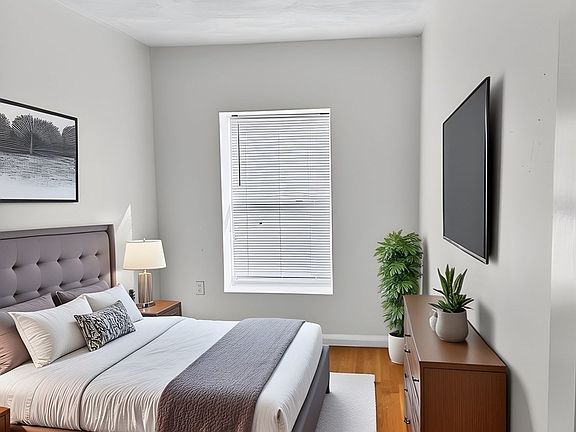 4th image of 12 Paris St APT 2