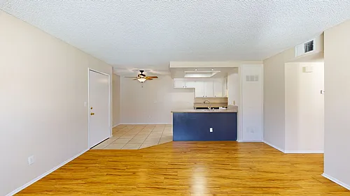 2532hu Photo 1