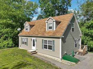 29 Lawrence Road, Salem, NH 03079