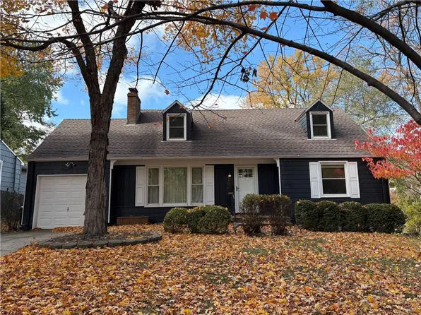 7400 Canterbury St, Prairie Village, KS 66208