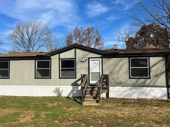 501 Girard St, Flippin, AR 72634