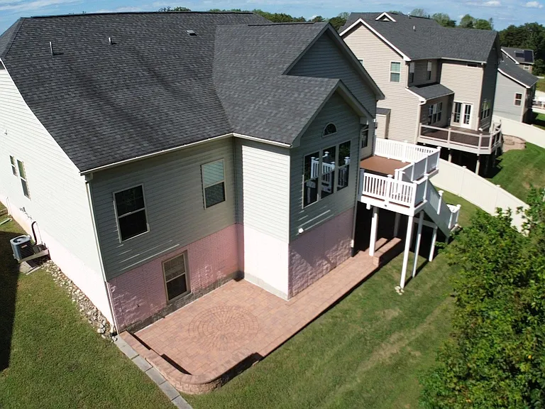 7570 Arundel Woods Dr — Photo 60