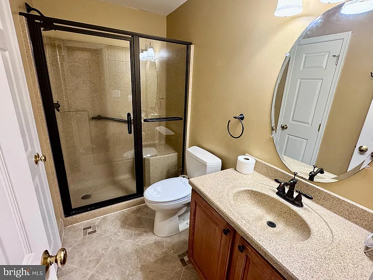 29 Webb Ct — Photo 32