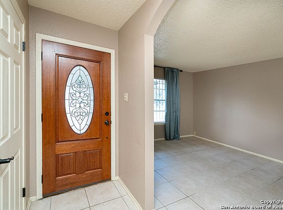 5th image of 14319 BRANGUS DR