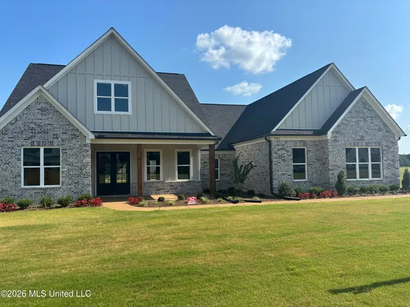 1701 Tributary Dr, Hernando, MS 38632