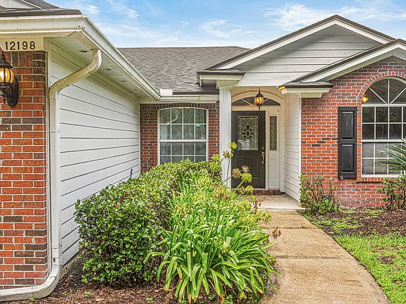 5th image of 12198 Silver Saddle Dr