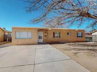 1004 Wade Cir NE, Albuquerque, NM 87112