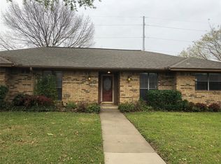 3650 Park Ridge Dr, Grand Prairie, TX 75052