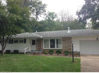 2604 Center Dr, Zanesville, OH 43701