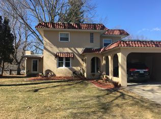 1337 Main St, Pella, IA 50219