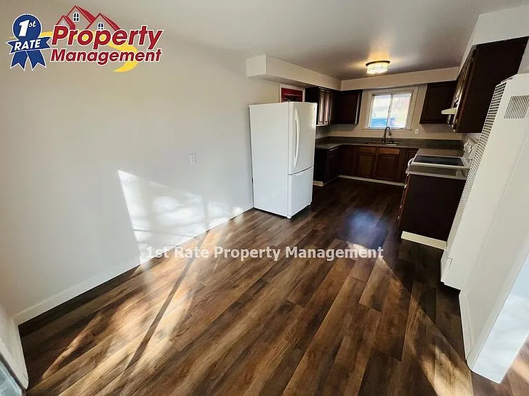 2717 1/2 W Hill Rd — Photo 7