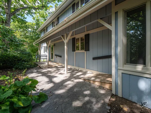 4720 W Longhollow Rd, Galena, IL 61036