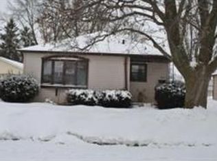 930 W Bell Ave, Appleton, WI 54914