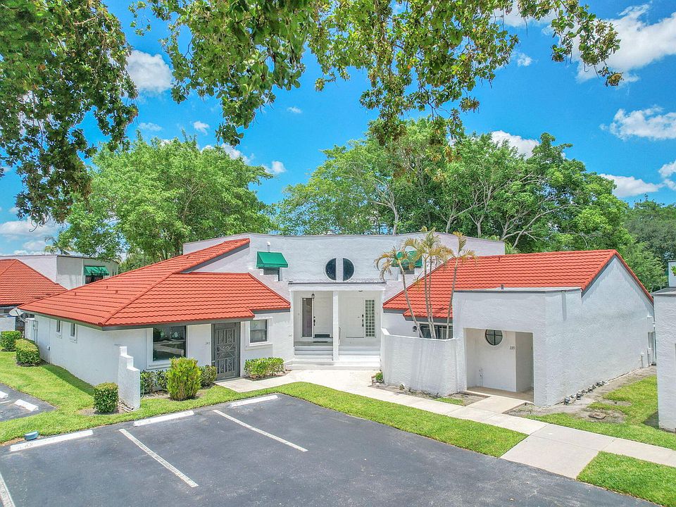 1st image of 341 NW 36th Avenue