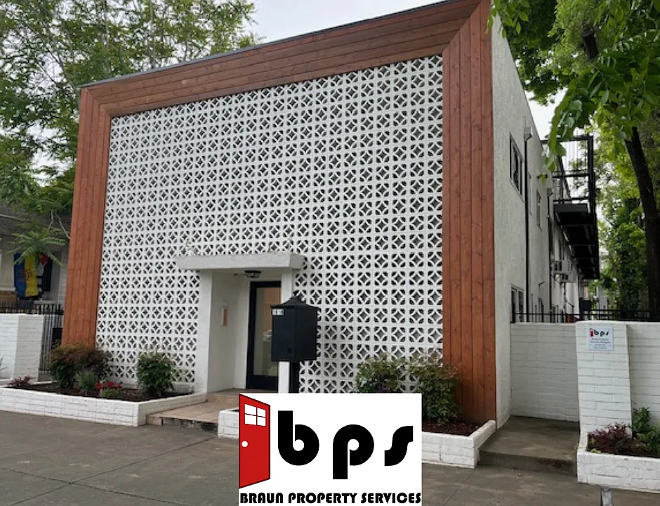 1818 P St #2