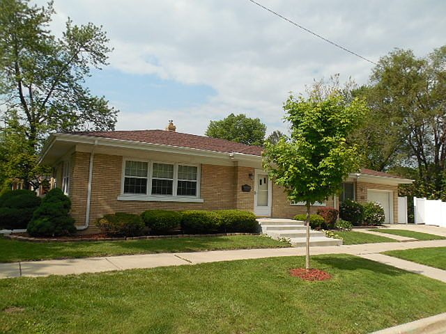 1st image of 1055 W Mason Ave