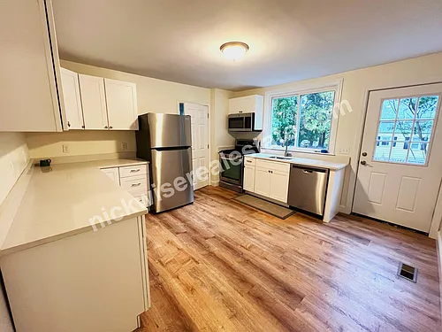 42 S Walnut St #1 Photo 1