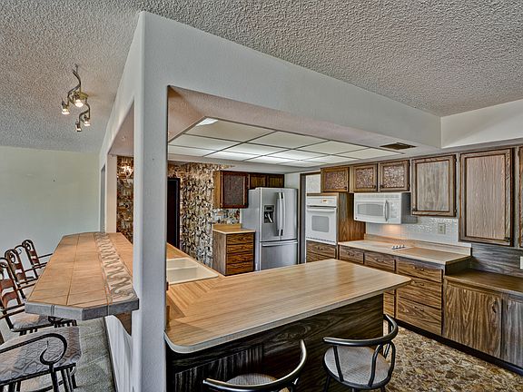 3rd image of 20407 N 124th Dr