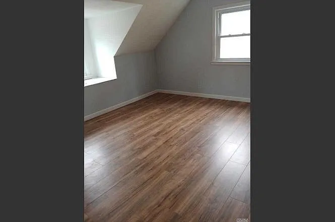 69 Rugby Dr — Photo 3