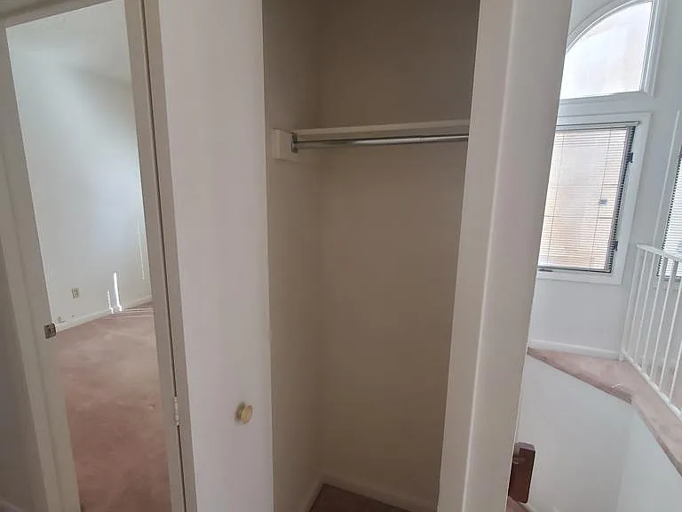 552 Observatory Dr — Photo 10